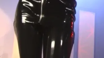 The Dyke Succubus In Latex Tiffany Taylor Struts Her Stuff