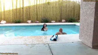 Casey Calvert Seducing Stepbrother To Have Sex Under The Water