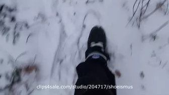 Walk In The Snow And Crush Ice Block In Buffaloboots