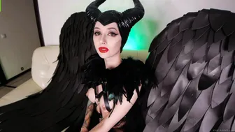 Maleficient Loves To Fuck