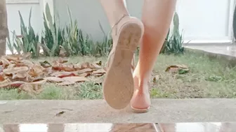 Katherine Sexy Foot Tease In The Garden