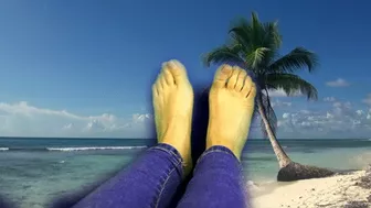 Relax By Watching Miss Minnie's Bare Feet And Listening To The Sound Of Ocean Waves