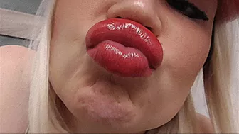 Juicy Lips Under The Cap!Avi