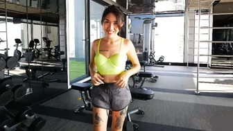 Amateur Thai Milf Workout And Home Sex