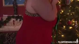 Sashaa Juggs Busty Santa Fucking Christmas Tree